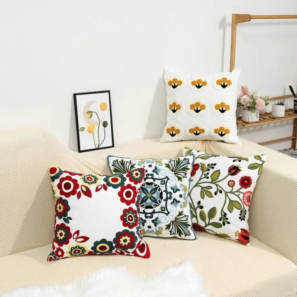 Anyhouz Pillowcase White Floral Border Embroidered Decorative Cushion Cover