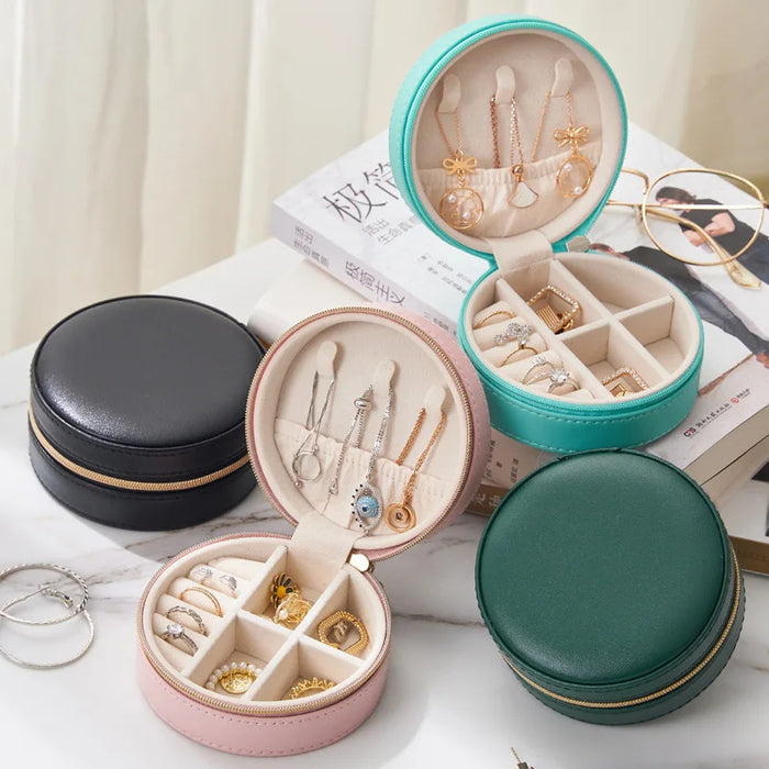 Anyhouz Jewelry Box Mini Round Portable Organizer for Rings Necklaces