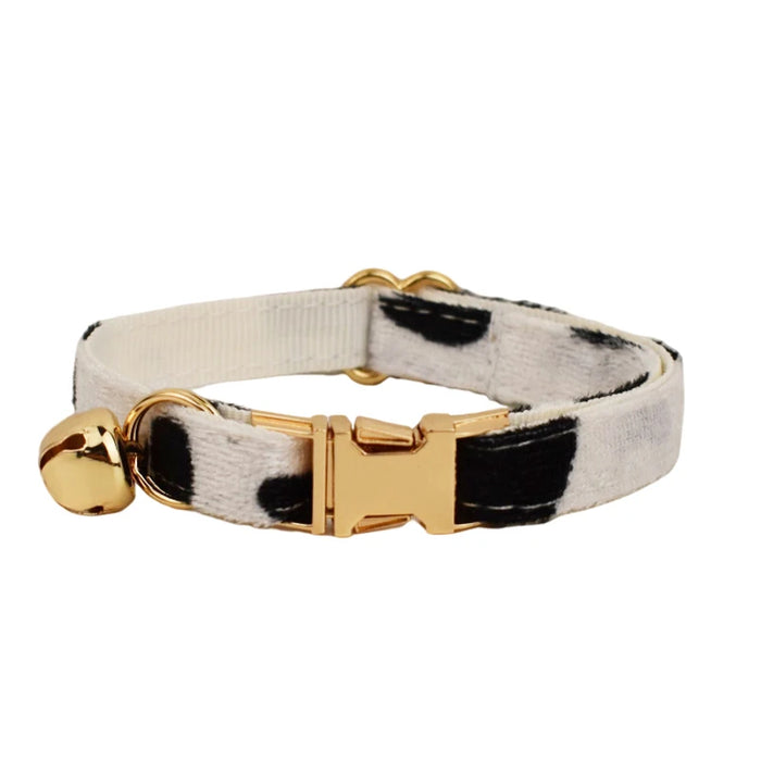 AnyWags Cat Collar Spotted Large with Safety Buckle, Bell, and Durable Strap Stylish and Comfortable Pet Accessory