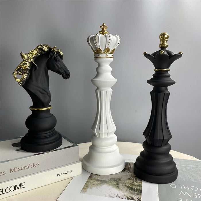 Anyhouz Home Figurine 3pc Chess Piece Black Resin for Living Room Desktop Decoration Accessories Gifts