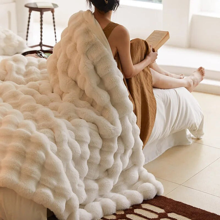 Anyhouz Blanket White Tuscan Imitation Thick Fur Winter Luxury Warmth Super Comfortable for Beds and Sofa 160x200cm