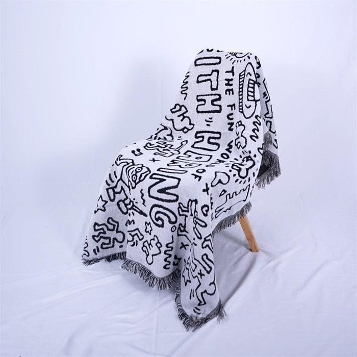 Anyhouz Jacquard Weave Graffiti Throw Blanket Cozy Sofa Couch Bed Cover Outdoor Camping Mat Home Decor Tapestry with Tassel